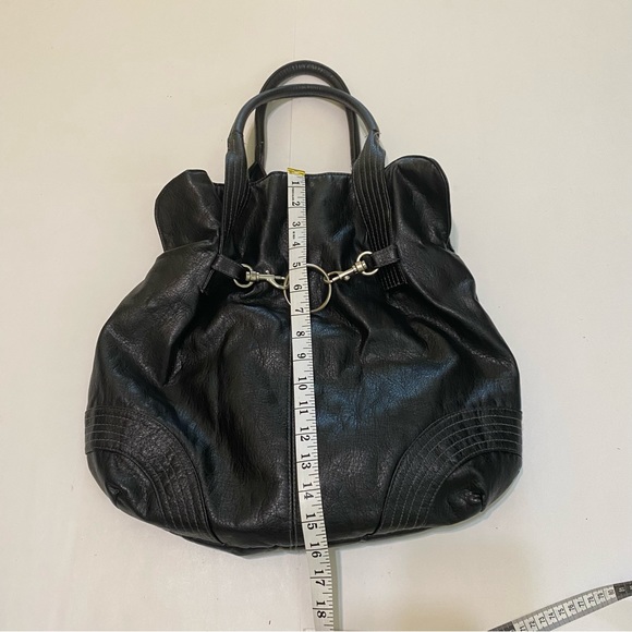 ❤️ Maurices black handbag! - Picture 13 of 14
